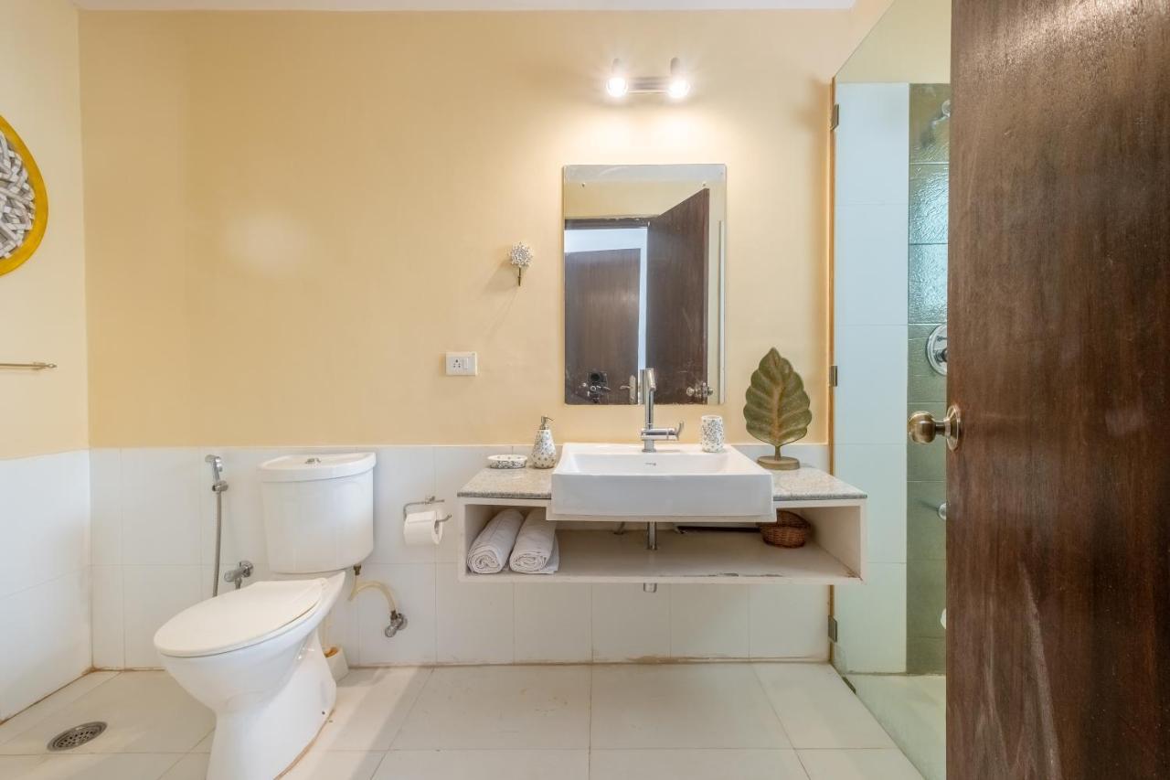 Snowdrop- Exquisite 3Bhk Villa With Pool- Candolim By Staymonkey Calangute Exterior foto